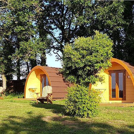 Gites & Tiny Houses Les Hauts De Toulvern Baden Habitación foto