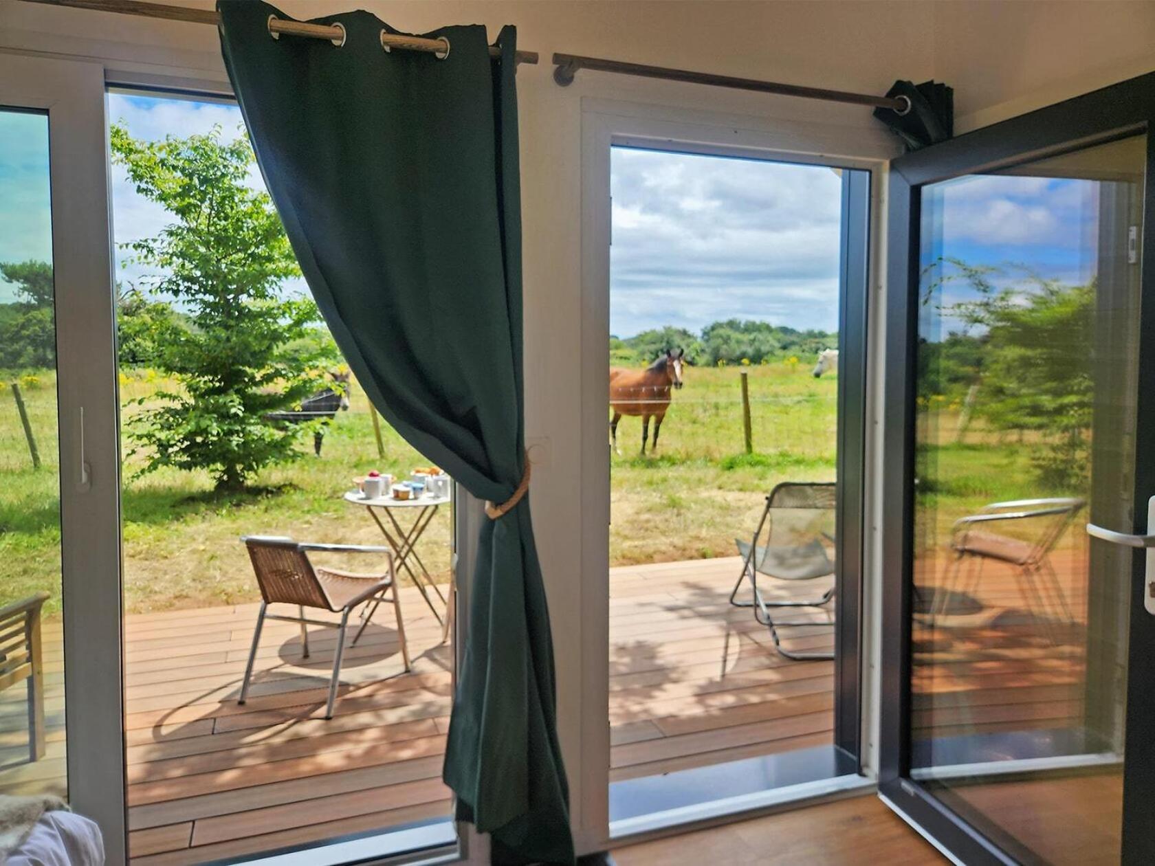 Gites & Tiny Houses Les Hauts De Toulvern Baden Habitación foto